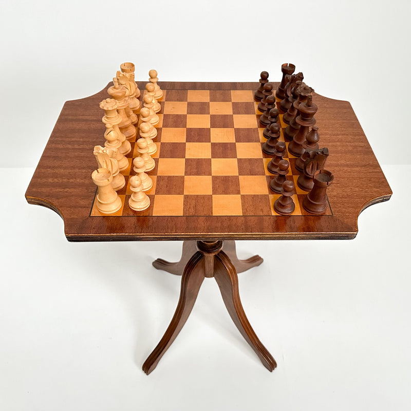 Haven Chess Table