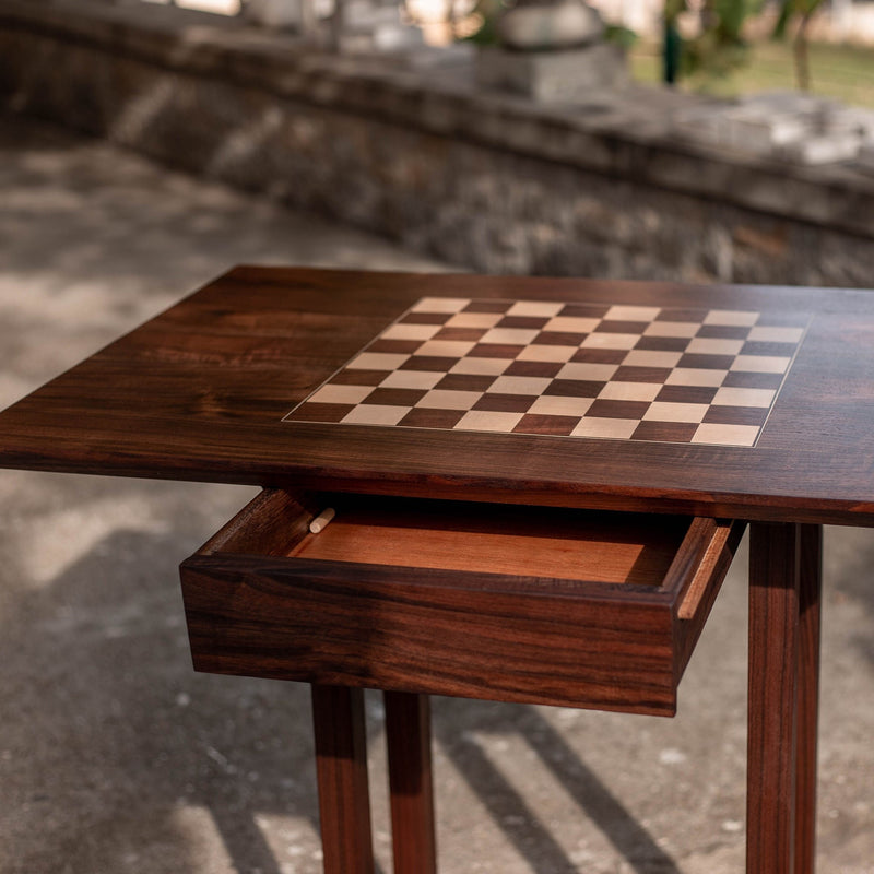 Paramount Chess Table